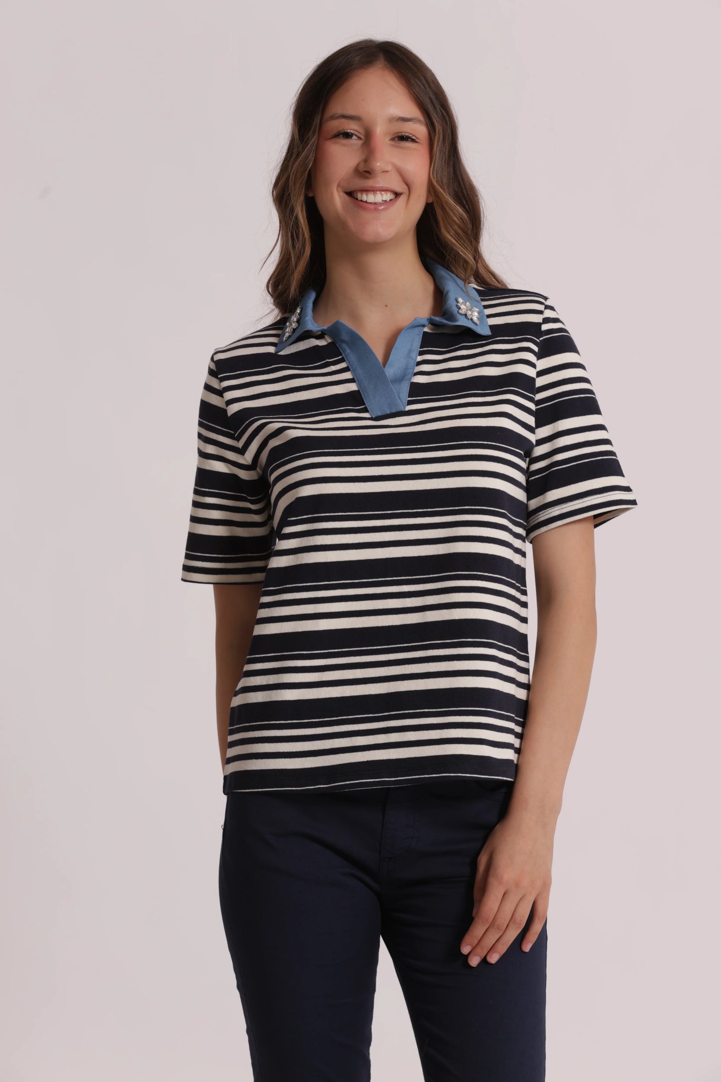 Polo maglia righe navy panna colletto azzurro Mimi-Mua