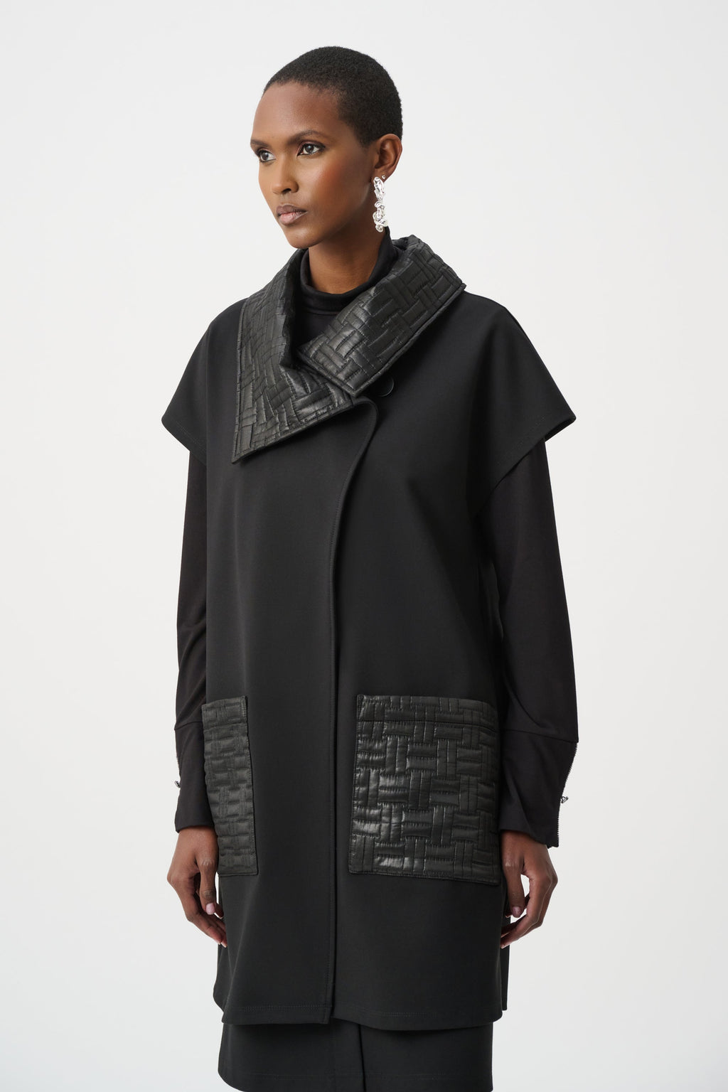 Gilet con Tasche Trapuntate Nero - Joseph Ribkoff