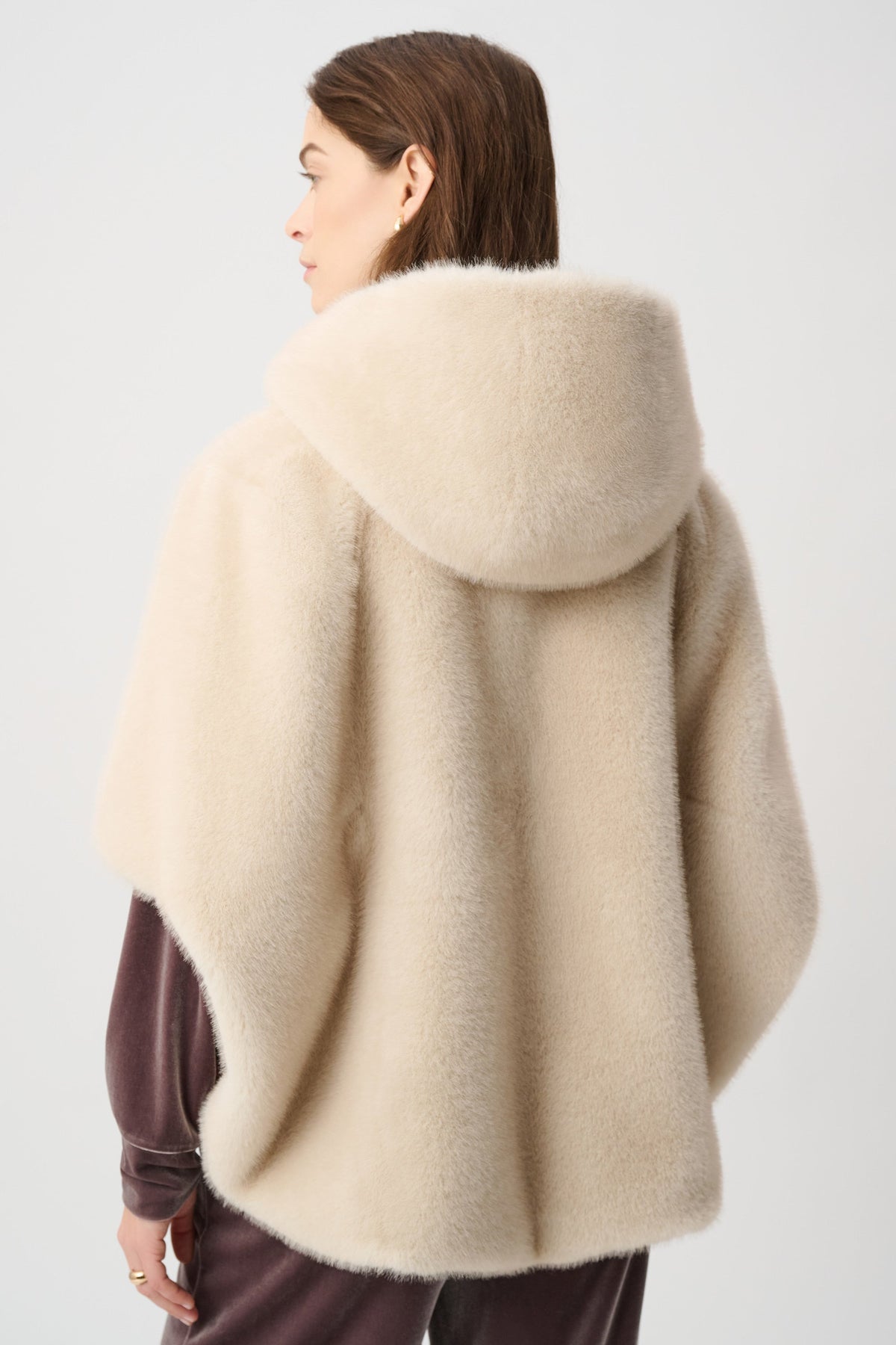Cappotto in Ecopelliccia con Cappuccio Mandorla - Joseph Ribkoff