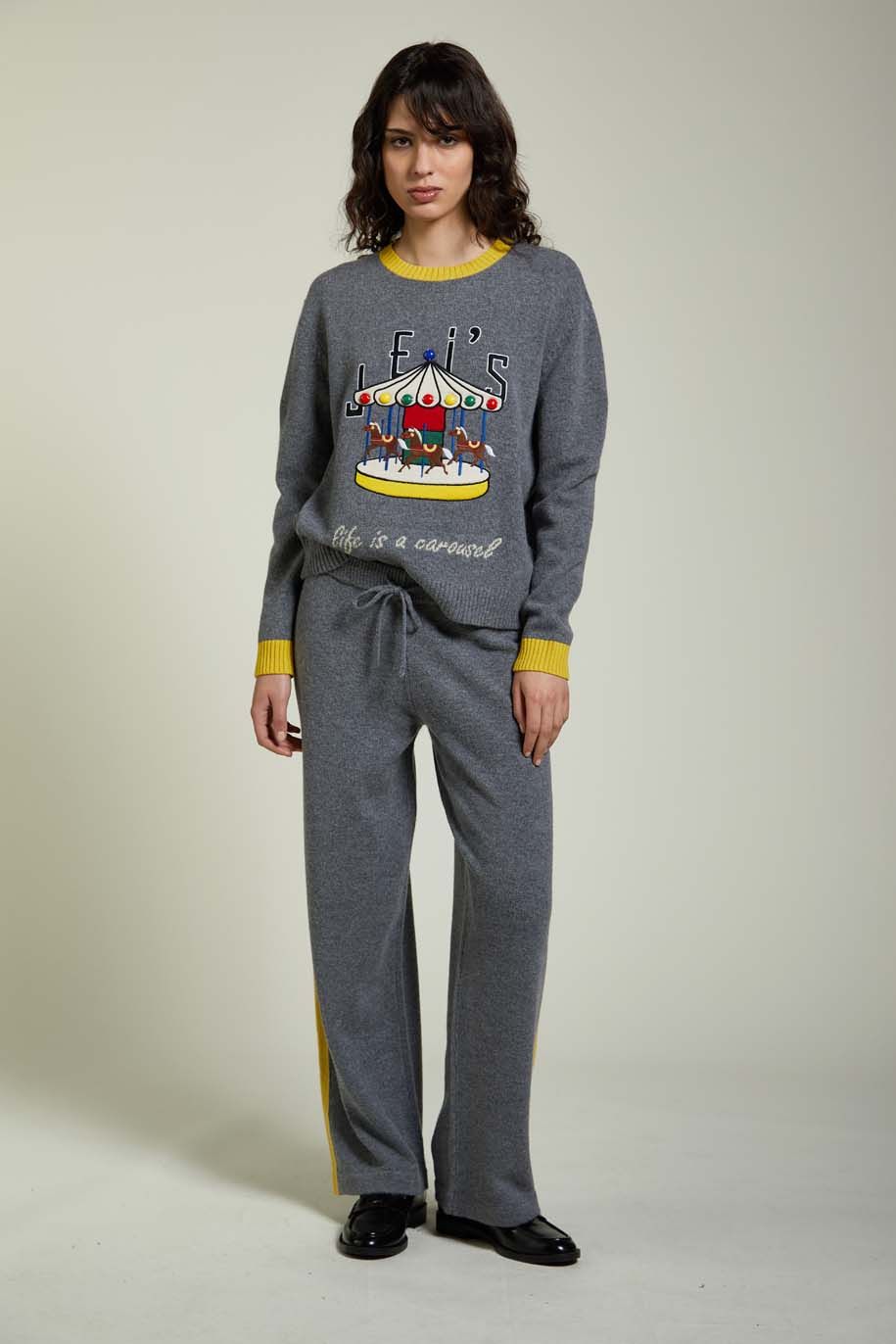 Girocollo Over Corto Jacquard Ricamo Carousel Grigio - Jei's