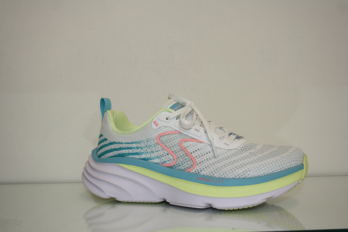 Skechers D'Lux Walker