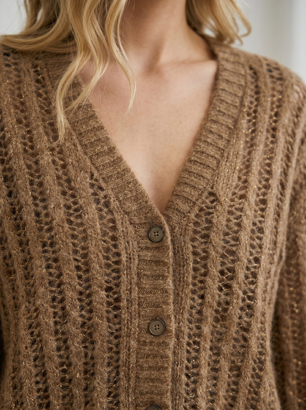 Cardigan Traforato a Trecce in Filo Lurex Mogano - MARKUP