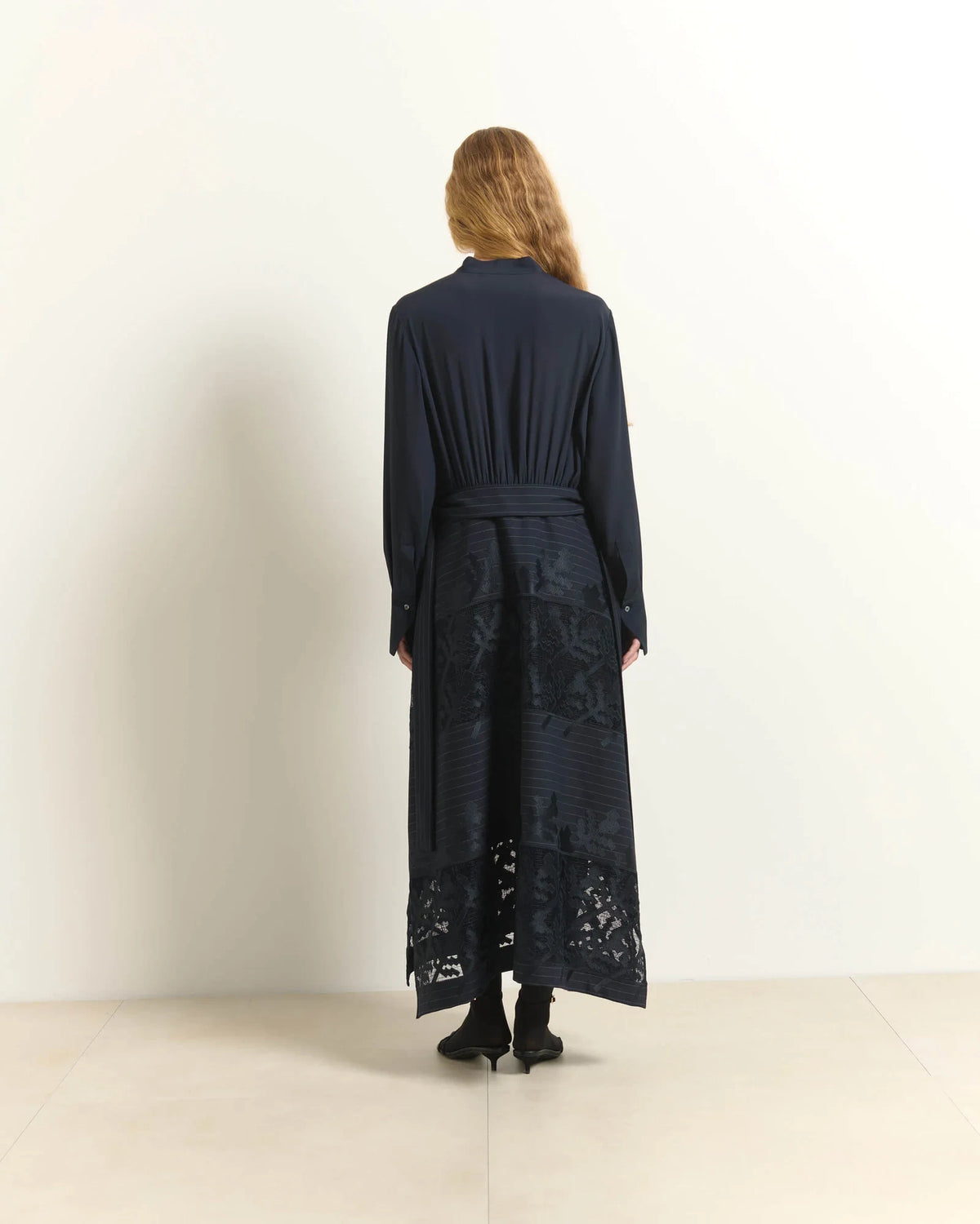 Beatrice B Abito Lungo con Fondo in Pizzo Blu — foto 4