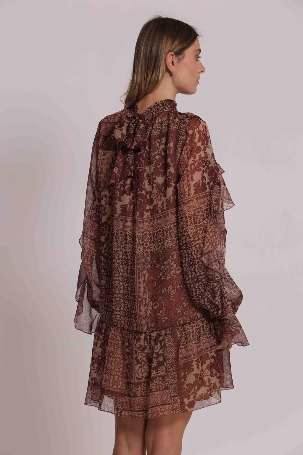 Mimi Mua Abito Corto con Voulant Stampa Patchwork Floreale Cammello — foto 4