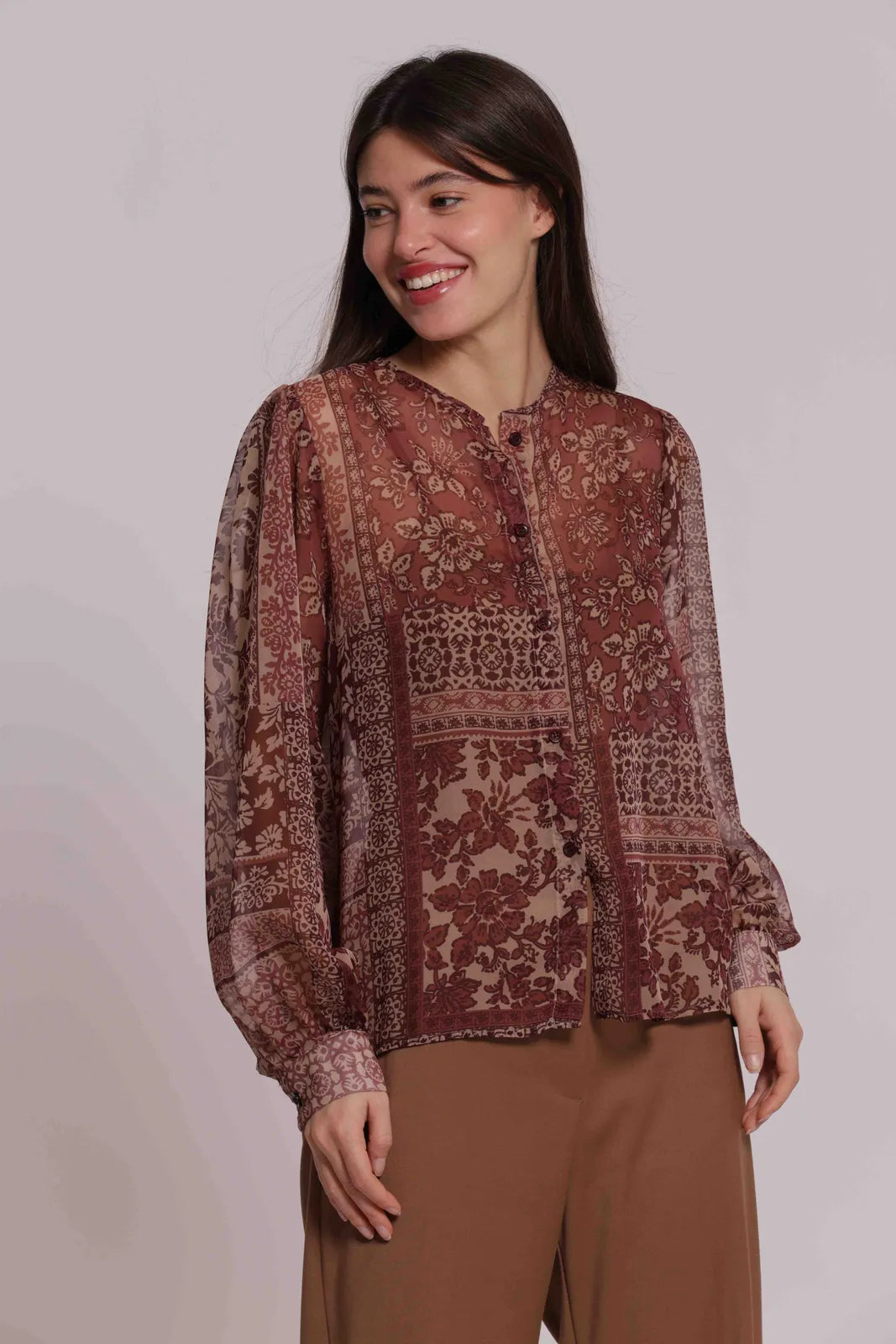 Mimi Mua Camicia Senza Colletto Stampa Patchwork Floreale Cammello