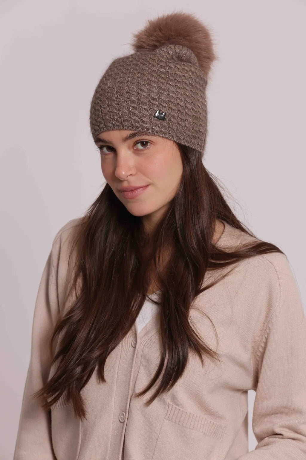 Mimi Mua Cappello Berretto con Paillettes Sparse e Pon Pon Marrone