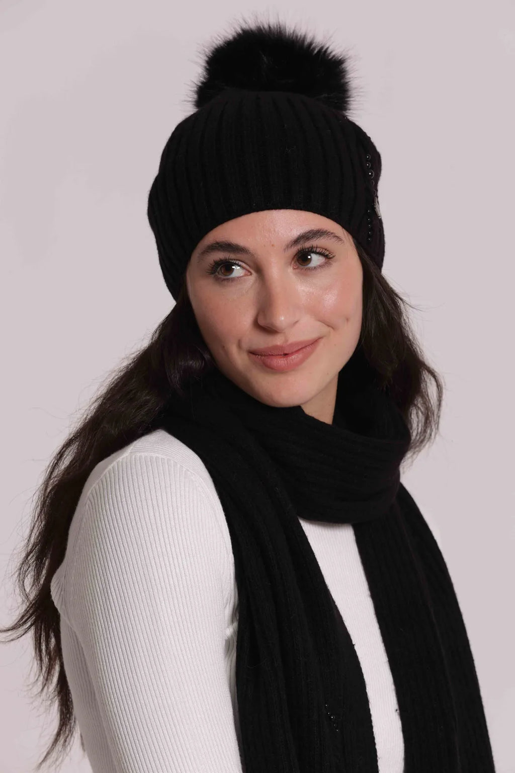 Mimi Mua Cappello Berretto con Perline e Pon Pon Nero