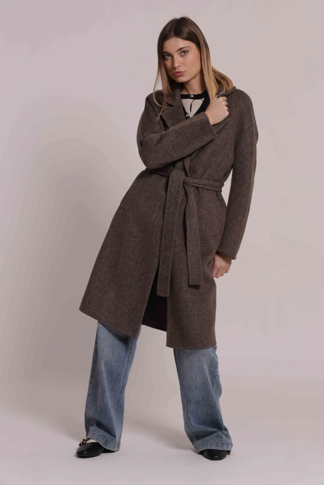 Mimi Mua Cappotto Lungo con Cintura Moro