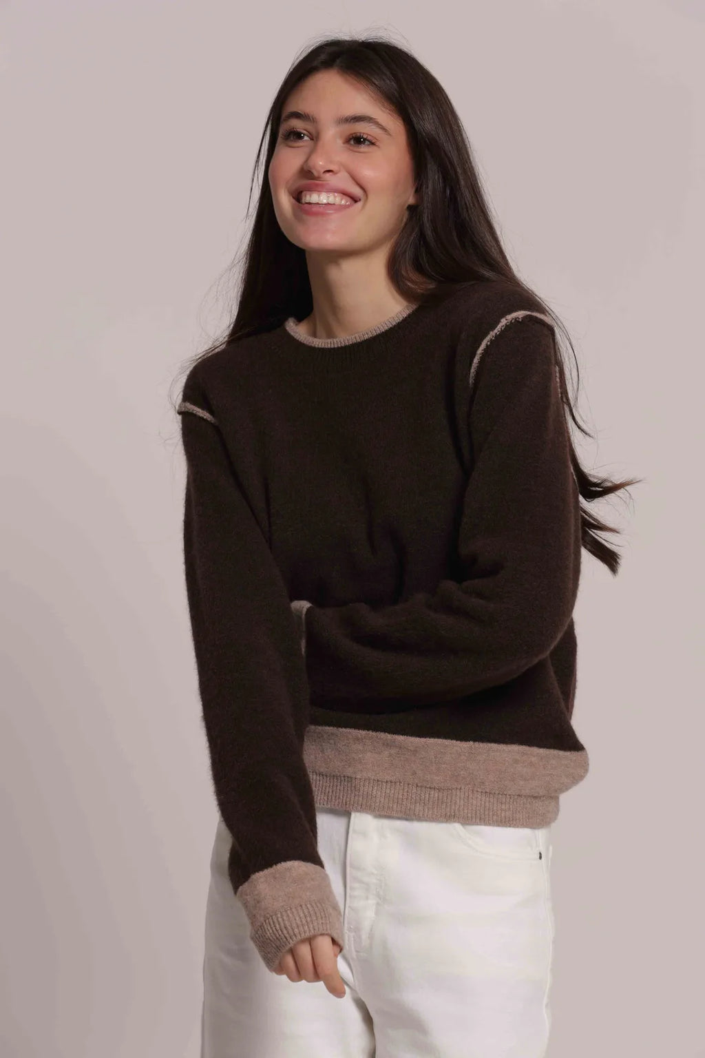 Mimi Mua Maglia Scollo Tondo con Contrasti Moro