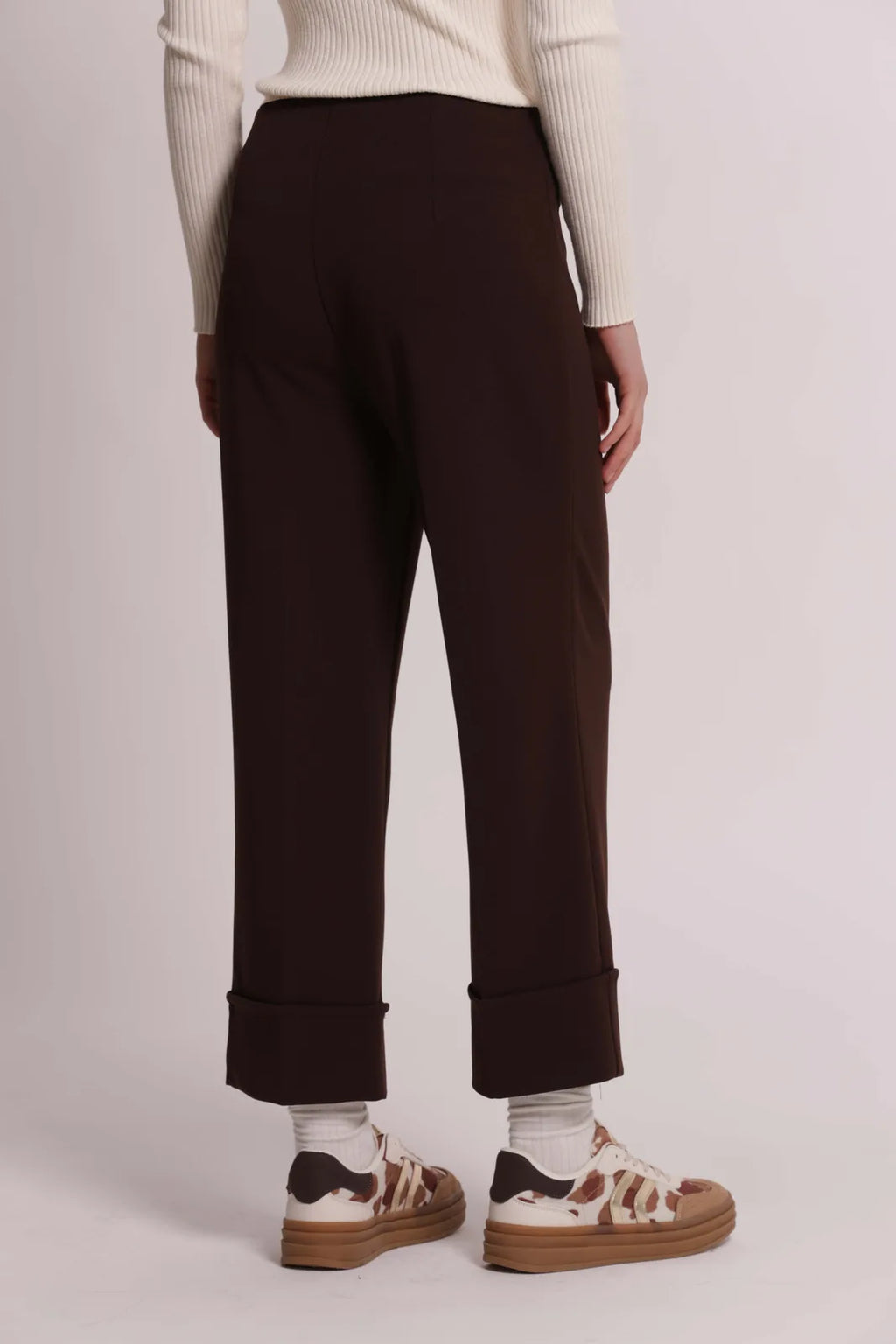 Mimi Mua Pantalone con Risvolto in Scuba Crepe Moro — foto 4