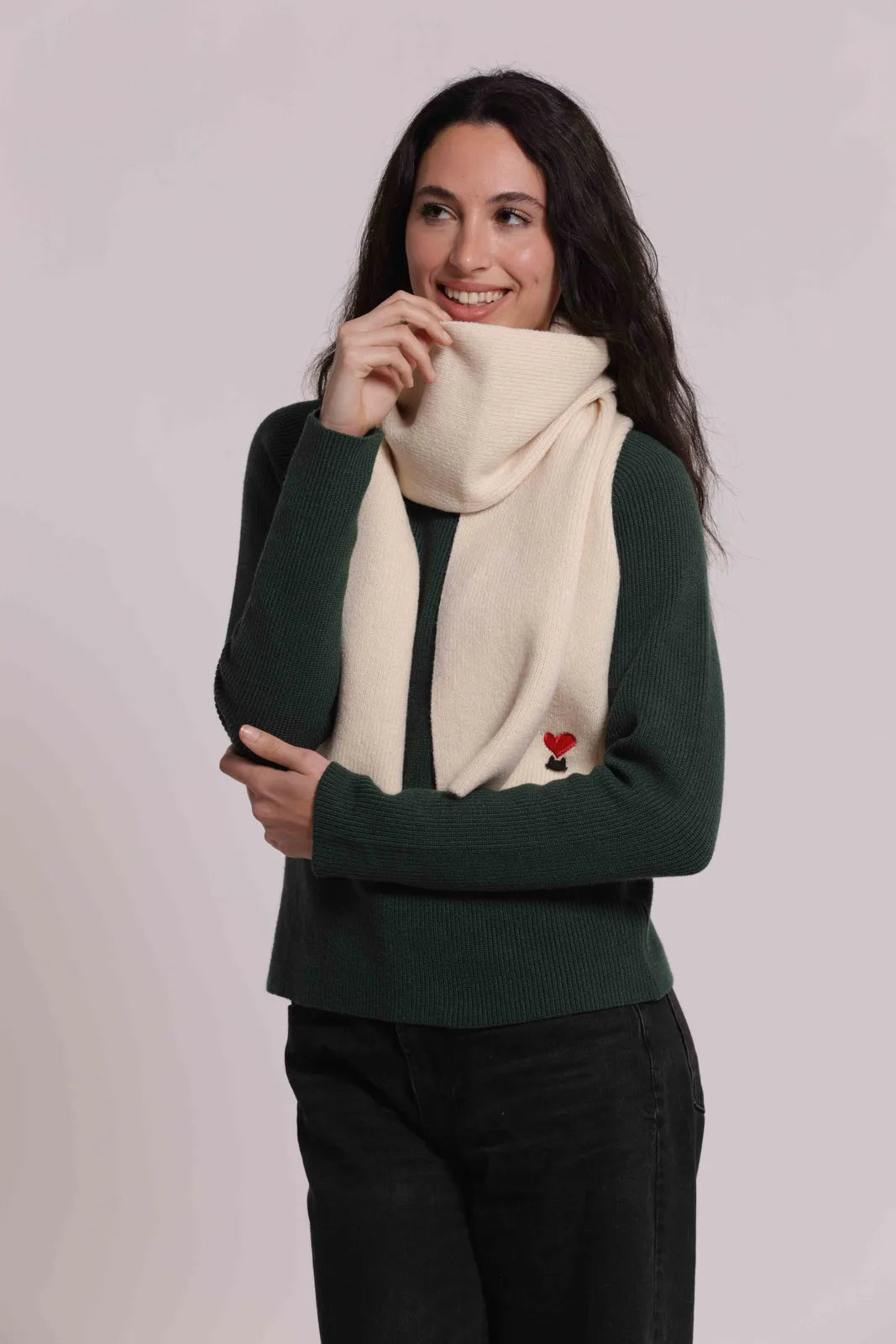 Mimi Mua Sciarpa con Cuore Ricamato Panna